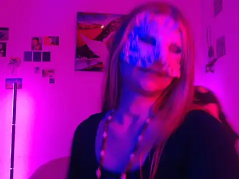 masked girl club online show from June 27, 2026, 2:27 am