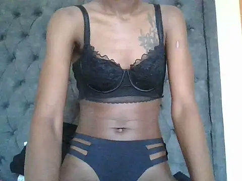 dee ass online show from August 4, 2026, 10:40 am