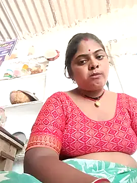 Snapshot of Cut_pihu56 chatting on June 20, 2026, 3:53 am Cut pihu56 online show from June 20, 2026, 3:53 am