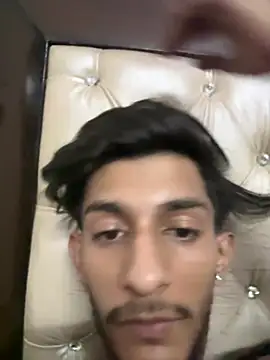 ronnnnn718 online show from June 29, 2026, 5:57 pm
