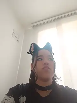 Snapshot of shayra_alina chatting on August 9, 2026, 5:29 pm shayra alina online show from August 9, 2026, 5:29 pm
