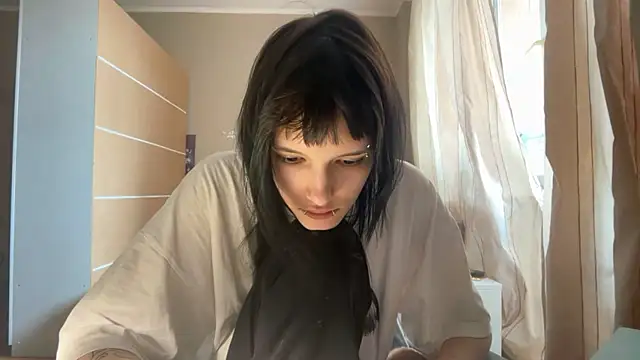 SebrinaMontelle online show from July 24, 2026, 8:12 am
