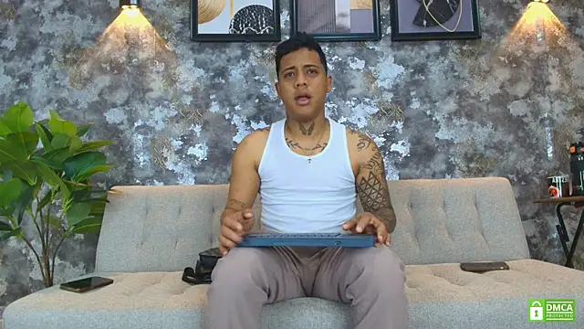 Alejandro and Deiby online show from June 17, 2026, 10:39 am