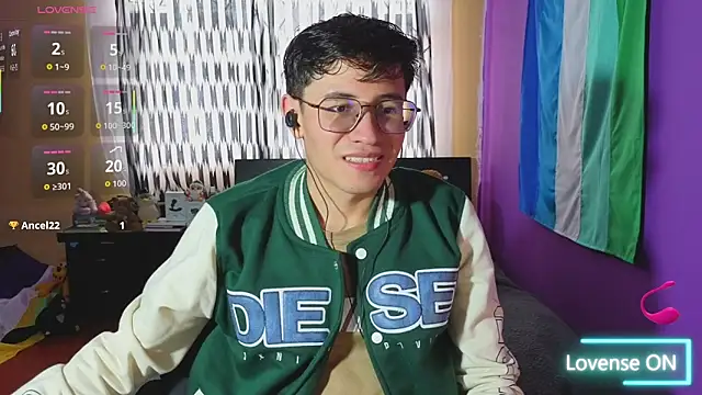 Snapshot of Angelito_Twink chatting on June 21, 2026, 8:44 pm Angelito Twink online show from June 21, 2026, 8:44 pm