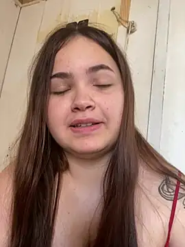bella  hott online show from July 28, 2026, 4:16 pm