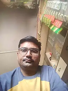 Snapshot of dhirusury050625 chatting on June 17, 2026, 4:48 am dhirusury050625 online show from June 17, 2026, 4:48 am