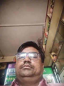 Snapshot of dhirusury050625 chatting on July 2, 2026, 6:19 am dhirusury050625 online show from July 2, 2026, 6:19 am