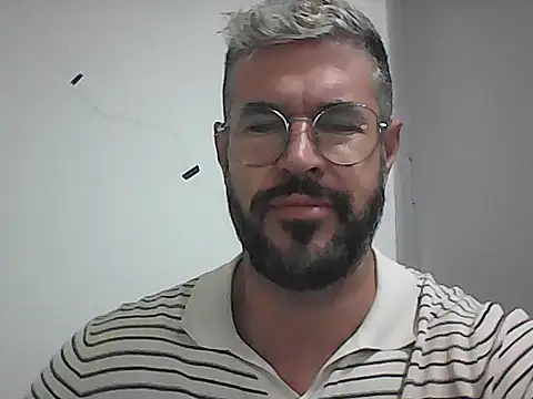 Snapshot of mrbighairychest chatting on June 19, 2026, 3:27 pm mrbighairychest online show from June 19, 2026, 3:27 pm