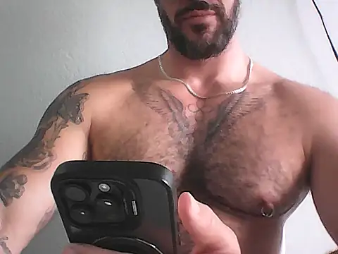 Snapshot of mrbighairychest chatting on June 20, 2026, 10:12 pm mrbighairychest online show from June 20, 2026, 10:12 pm