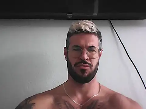 Snapshot of mrbighairychest chatting on July 21, 2026, 3:58 pm mrbighairychest online show from July 21, 2026, 3:58 pm