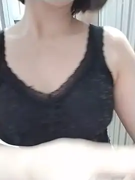 Snapshot of sexy_girll2k chatting on July 4, 2026, 1:34 am sexy girll2k online show from July 4, 2026, 1:34 am