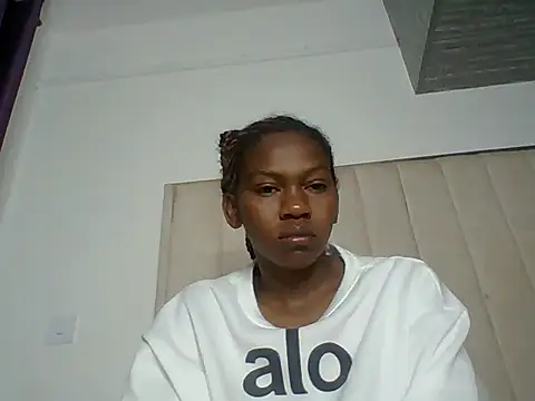 sexy aurora444 online show from June 19, 2026, 2:38 am