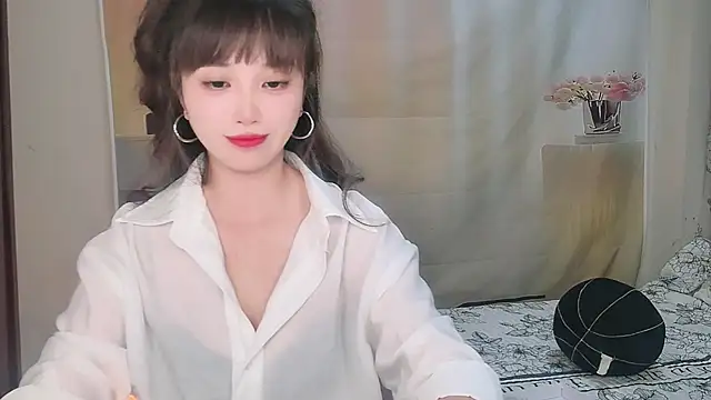 Snapshot of Yesqiko chatting on June 24, 2026, 2:49 pm Yesqiko online show from June 24, 2026, 2:49 pm