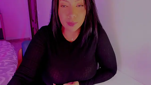 NicolePasqualott online show from February 13, 2026, 6:37 pm