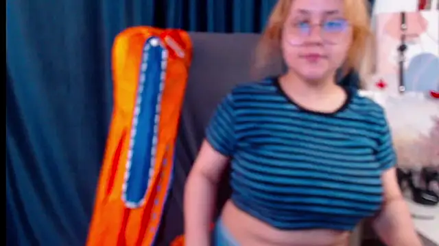 Snapshot of Judith_hypnosiss chatting on June 29, 2026, 6:08 pm Judith hypnosiss online show from June 29, 2026, 6:08 pm