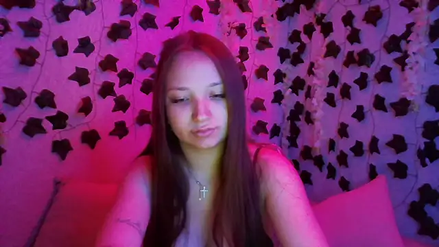 Snapshot of SafinaRose chatting on June 25, 2026, 2:54 pm SafinaRose online show from June 25, 2026, 2:54 pm