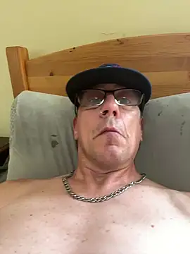 Snapshot of Dicklegend2245 chatting on July 21, 2026, 9:50 pm Dicklegend2245 online show from July 21, 2026, 9:50 pm