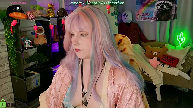 Candy-yeah online show from July 18, 2026, 1:10 am