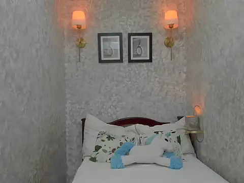 Snapshot of emily_rosue_ chatting on June 24, 2026, 2:54 am emily rosue online show from June 24, 2026, 2:54 am