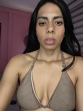 Jasmiinn  online show from June 27, 2026, 3:22 am