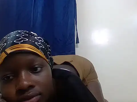 Snapshot of ebonyuse4U chatting on July 8, 2026, 7:29 pm ebonyuse4U online show from July 8, 2026, 7:29 pm