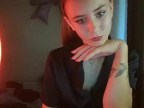 Snapshot of MyLittle_Flame_ chatting on July 4, 2026, 12:22 pm MyLittle Flame online show from July 4, 2026, 12:22 pm