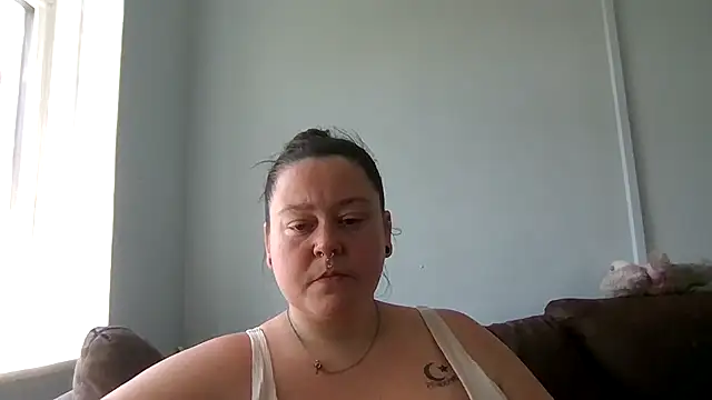 Snapshot of MysteriousAlaya chatting on June 25, 2026, 12:20 pm MysteriousAlaya online show from June 25, 2026, 12:20 pm