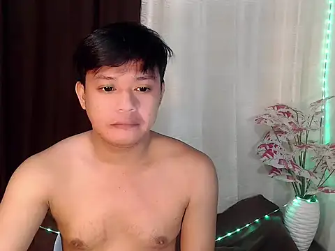 Snapshot of kingdomcum96 chatting on August 5, 2026, 10:23 pm kingdomcum96 online show from August 5, 2026, 10:23 pm