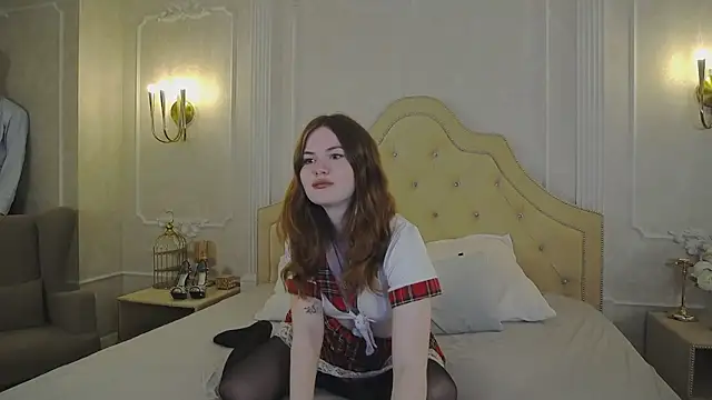 ClaireFlowers online show from June 29, 2026, 2:06 pm