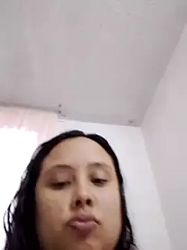 Laura 99 online show from June 30, 2026, 10:55 pm