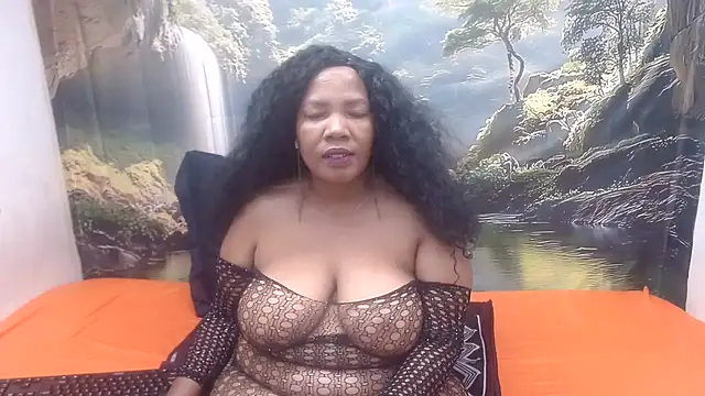 Snapshot of CURVYELEGANCExxx chatting on July 11, 2026, 3:31 am CURVYELEGANCExxx online show from July 11, 2026, 3:31 am