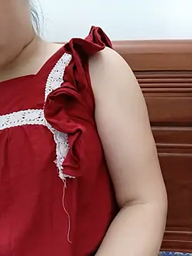 Bigtitss99 online show from July 12, 2026, 2:52 pm