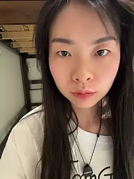 xiaojiao520 online show from August 6, 2026, 2:52 pm