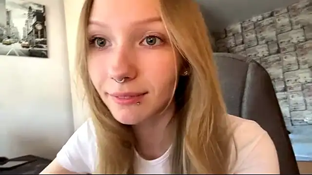 BivalentFalloff online show from June 20, 2026, 5:10 am