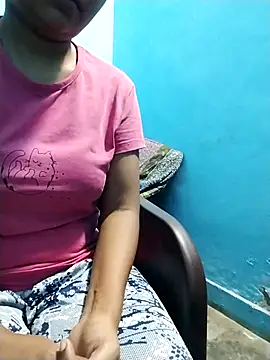 sexy-kanis21 online show from June 18, 2026, 9:47 am