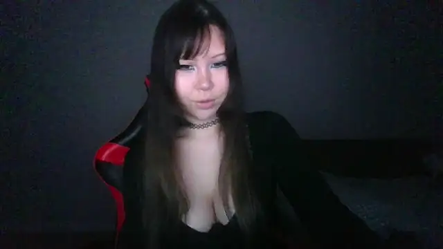 MiaSavageQueen online show from June 20, 2026, 3:15 pm