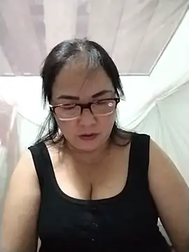 Naaya8109 online show from July 11, 2026, 1:52 am