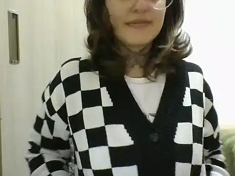 cathyfire online show from June 18, 2026, 8:02 pm