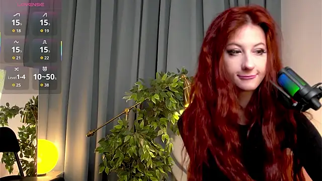 Snapshot of CatyPurrrrr chatting on July 7, 2026, 10:03 pm CatyPurrrrr online show from July 7, 2026, 10:03 pm