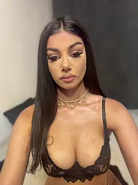 SiennaBellamy online show from June 29, 2026, 9:48 pm