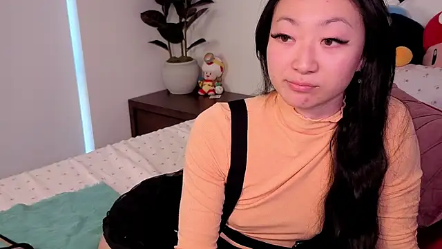 MySweetSofie online show from October 19, 2025, 6:19 pm