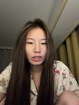Uugirl00 online show from July 27, 2026, 4:14 pm