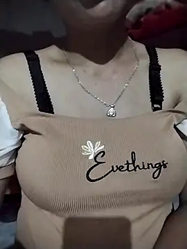 Snapshot of _Lynk_ chatting on July 14, 2026, 7:57 am Lynk online show from July 14, 2026, 7:57 am