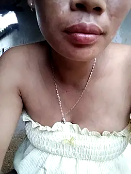 Snapshot of _Lynk_ chatting on August 1, 2026, 7:18 am Lynk online show from August 1, 2026, 7:18 am