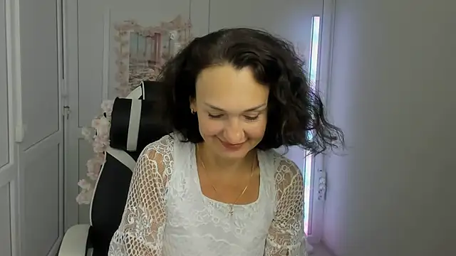 Snapshot of OliviaKateee chatting on June 26, 2026, 6:07 am OliviaKateee online show from June 26, 2026, 6:07 am