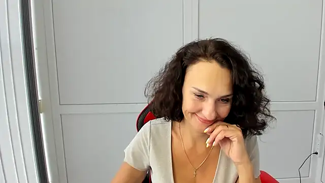 Snapshot of OliviaKateee chatting on July 11, 2026, 12:08 pm OliviaKateee online show from July 11, 2026, 12:08 pm