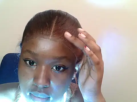 Snapshot of ThickBOOTYbunny chatting on June 23, 2026, 6:33 am ThickBOOTYbunny online show from June 23, 2026, 6:33 am