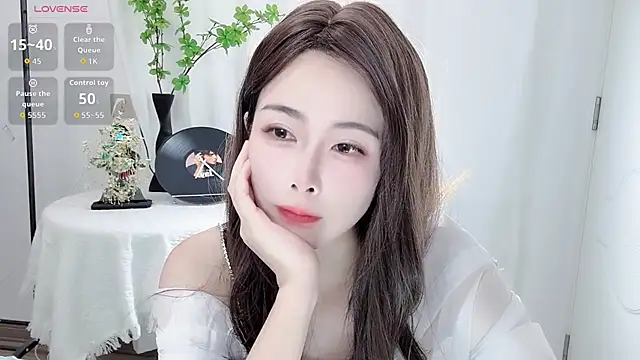 Snapshot of Guokoi chatting on June 26, 2026, 3:33 am Guokoi online show from June 26, 2026, 3:33 am