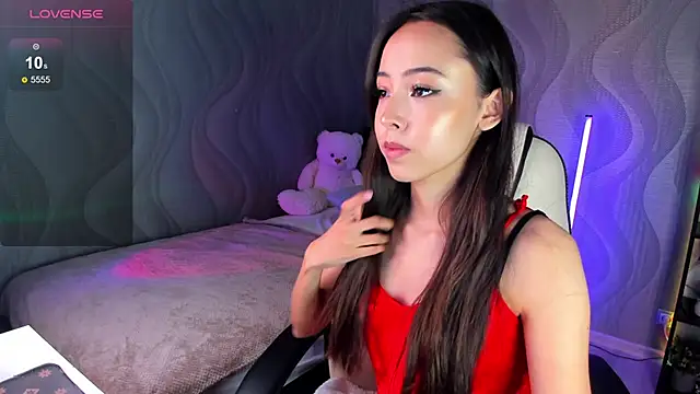 PlayfulPout online show from July 2, 2026, 3:45 am