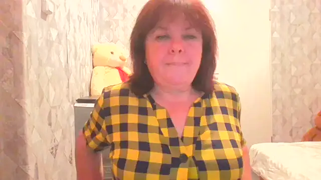 HannahAna39 online show from August 8, 2026, 5:26 pm